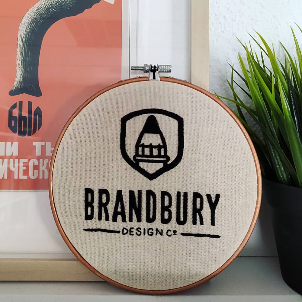 bordado logo Brandbury Design